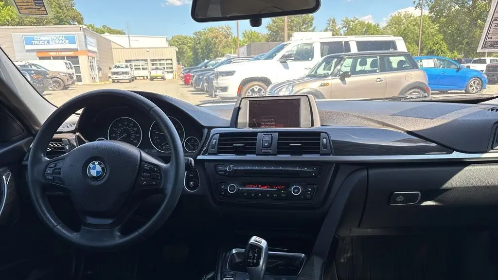 2015 BMW 3 Series 320i xDrive
