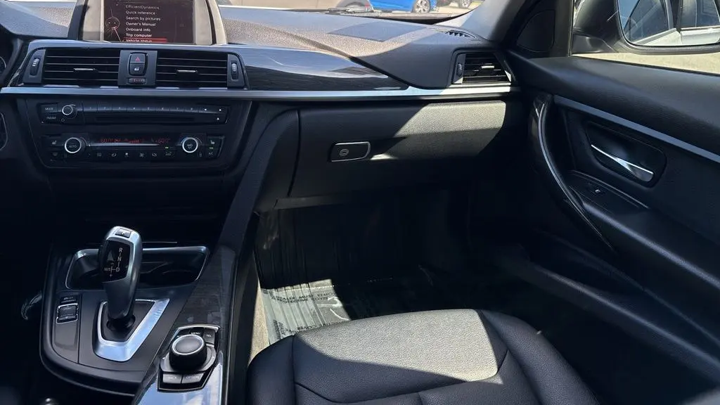2015 BMW 3 Series 320i xDrive