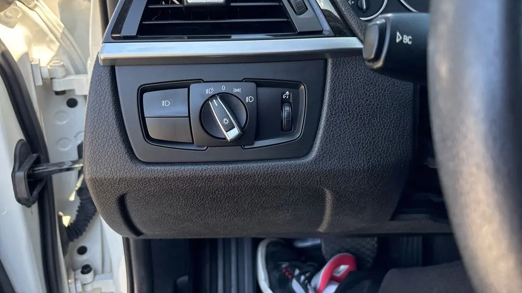 2015 BMW 3 Series 320i xDrive