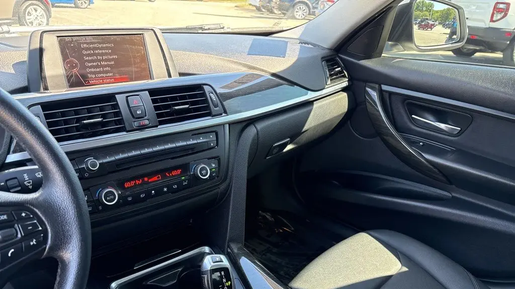 2015 BMW 3 Series 320i xDrive