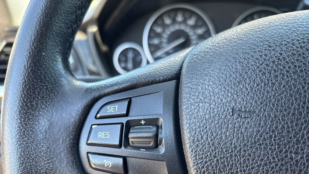 2015 BMW 3 Series 320i xDrive