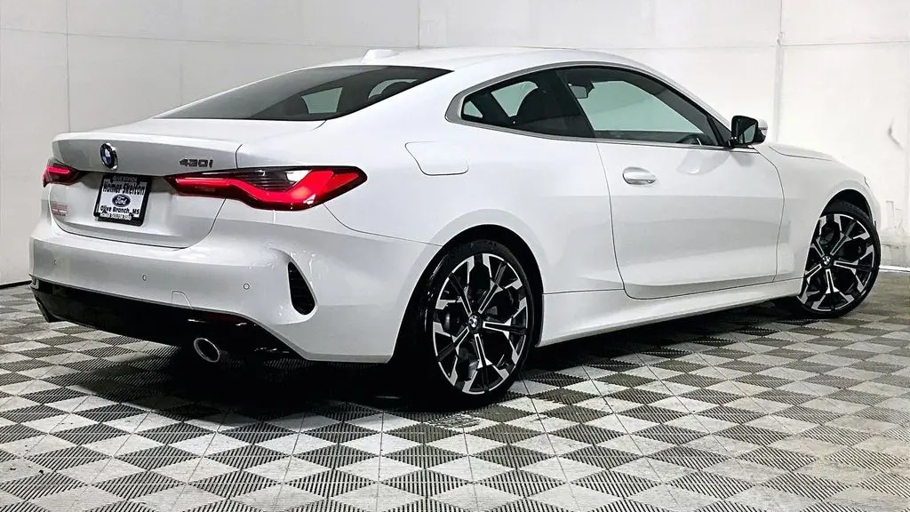 2025 BMW 4 Series 430i