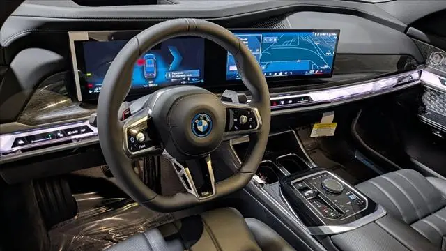 2026 BMW 7 Series 750e xDrive