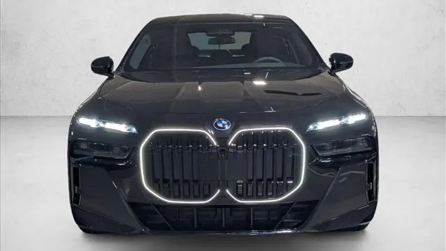 2026 BMW 7 Series 750e xDrive