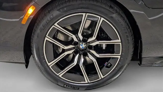 2026 BMW 7 Series 750e xDrive
