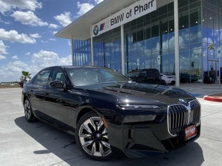 2025 BMW 7 Series with Black Sapphire Metallic Exterior