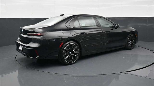 2026 BMW 7 Series 750e xDrive