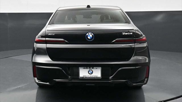2026 BMW 7 Series 750e xDrive