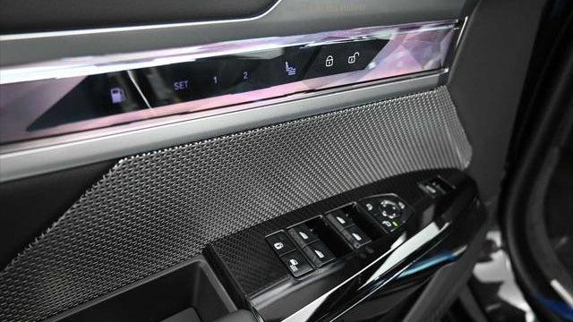 2026 BMW 7 Series 750e xDrive