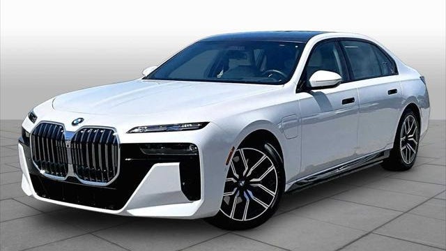 Preowned 2025 BMW 7 Series 750e xDrive for Sale