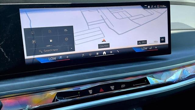 2025 BMW 7 Series 750e xDrive