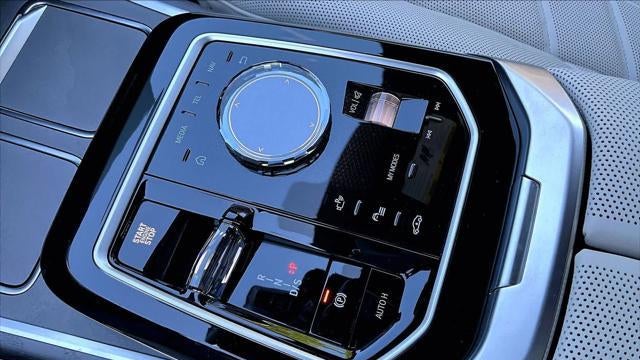 2025 BMW 7 Series 750e xDrive