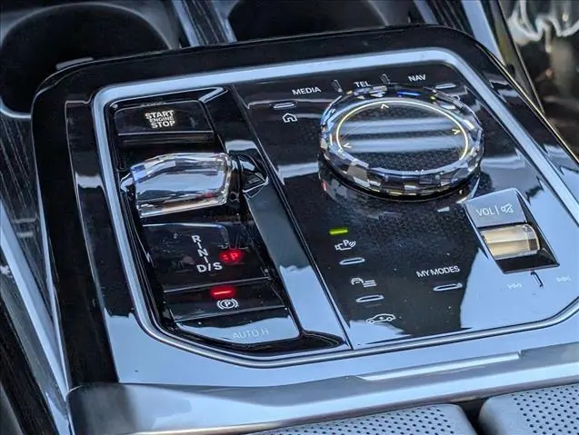 2026 BMW 750e - $96,777