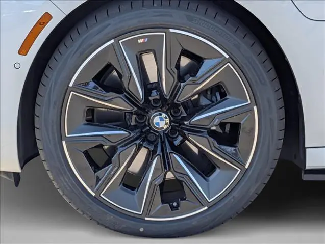 2026 BMW 750e - $96,777
