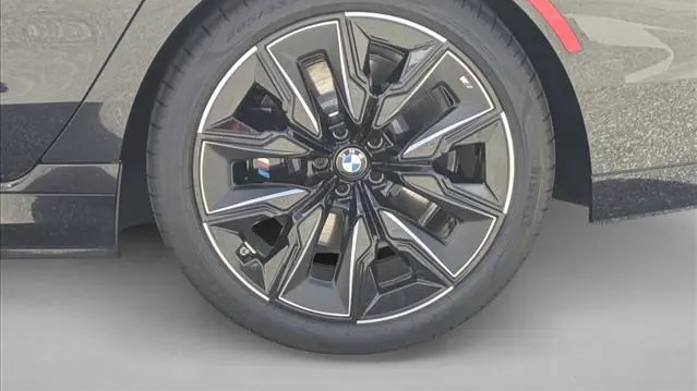 2026 BMW 7 Series 750e xDrive