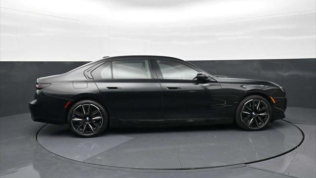 2025 BMW 7 Series 750e xDrive