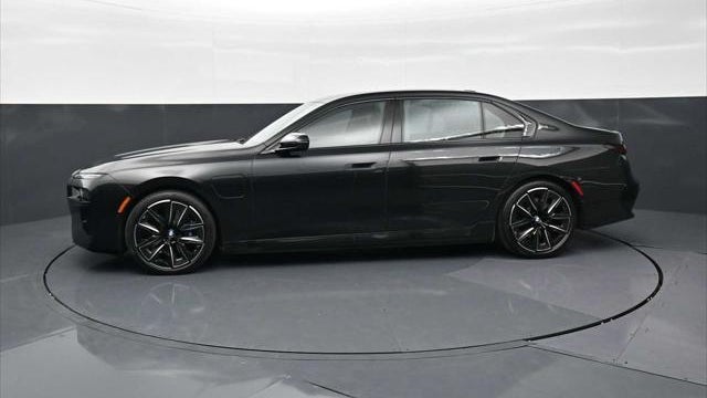 2025 BMW 7 Series 750e xDrive