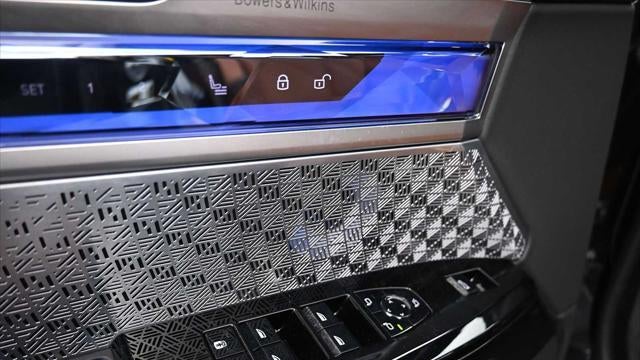 2025 BMW 7 Series 750e xDrive