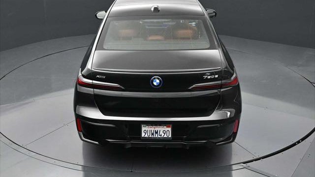 2025 BMW 7 Series 750e xDrive