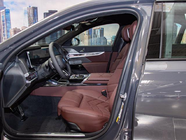 2026 BMW 750e - $111,899