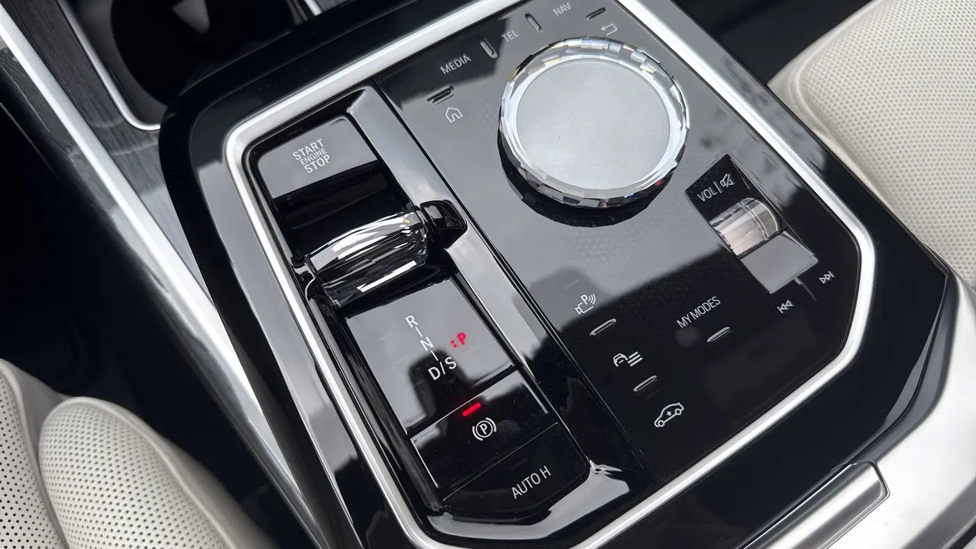 2026 BMW 7 Series 750e xDrive