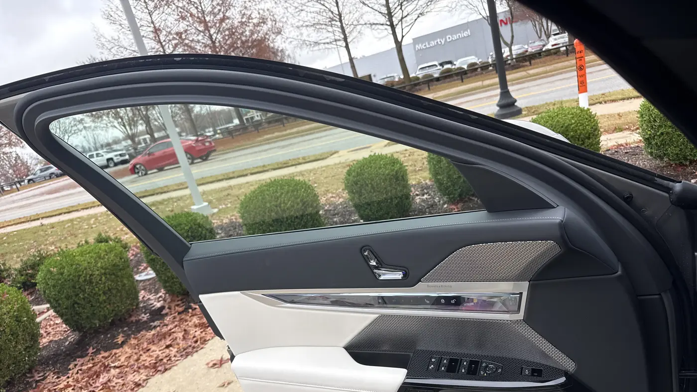 2026 BMW 7 Series 750e xDrive