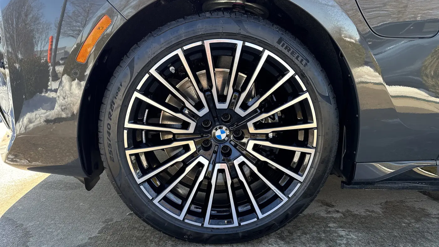 2026 BMW 7 Series 750e xDrive