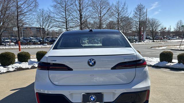 2026 BMW 7 Series 750e xDrive