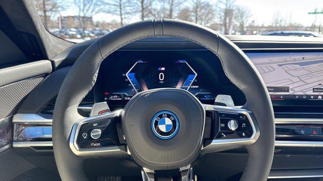 2026 BMW 7 Series 750e xDrive