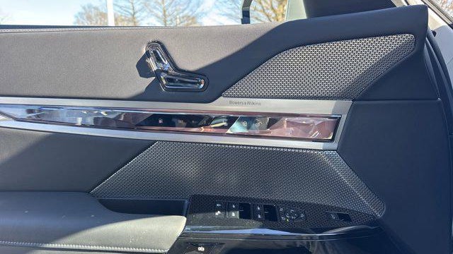 2026 BMW 7 Series 750e xDrive