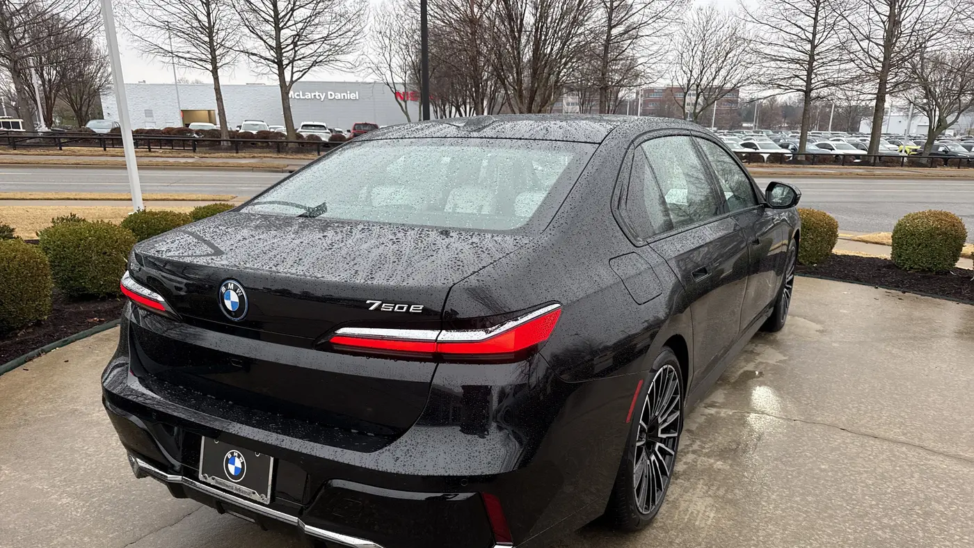 2026 BMW 7 Series 750e xDrive