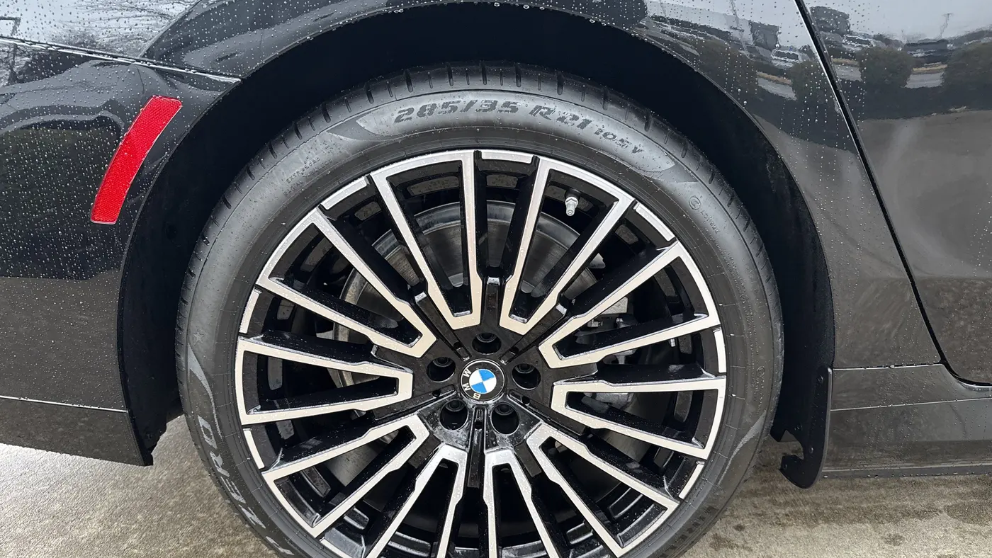 2026 BMW 7 Series 750e xDrive