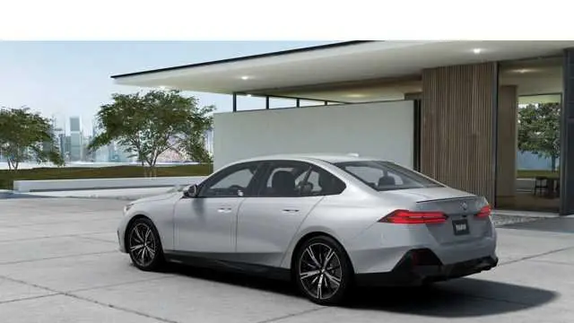 2026 BMW 5 Series 530i