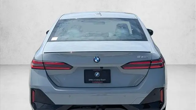 2027 BMW 5 Series 530i