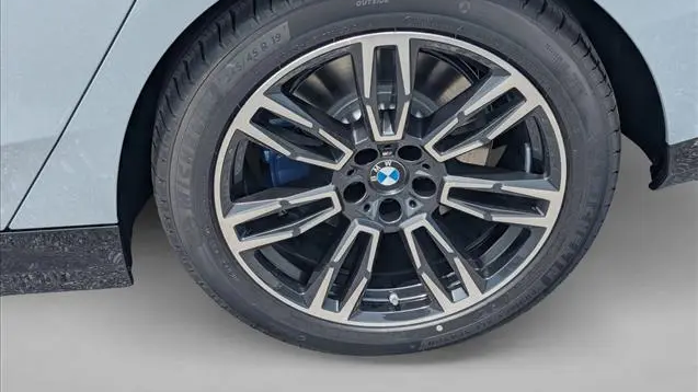 2027 BMW 5 Series 530i