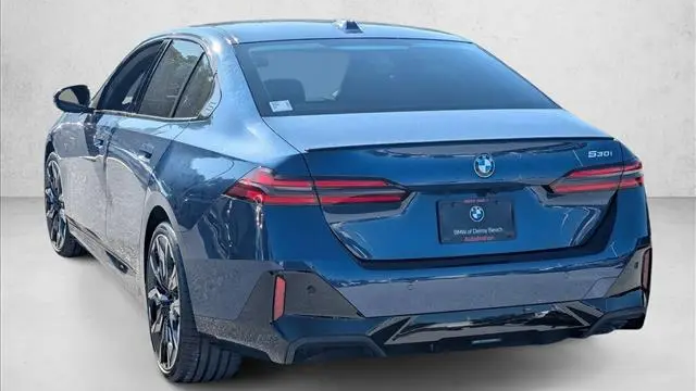 2027 BMW 5 Series 530i