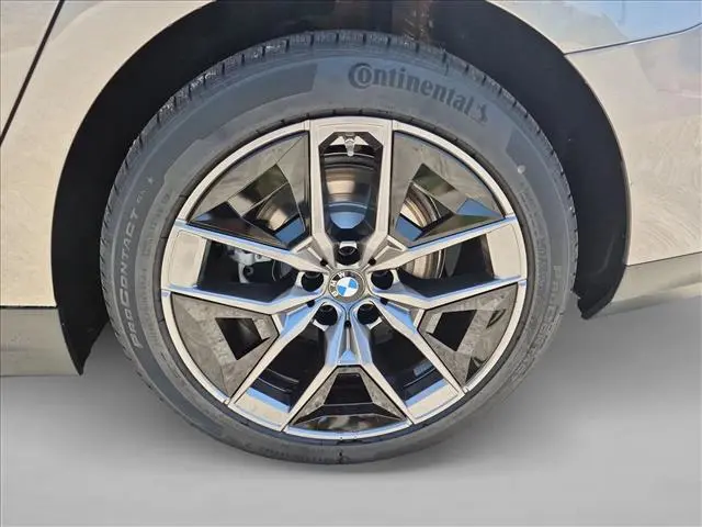 2027 BMW 530i - $63,672