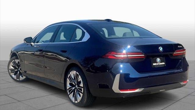2026 BMW 5 Series 530i