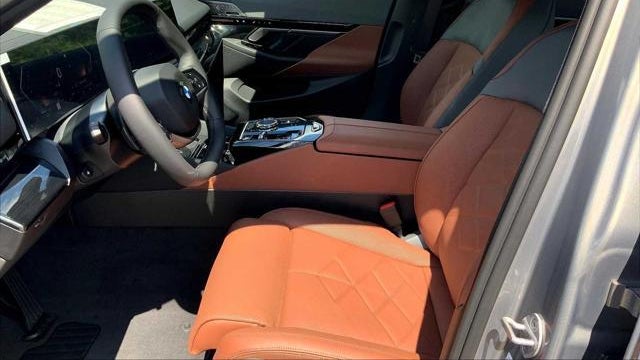 2026 BMW 5 Series 530i