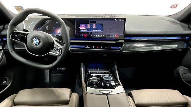 2026 BMW 5 Series 530i