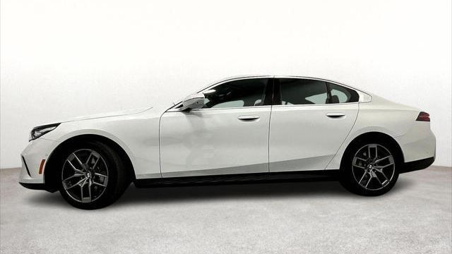 2026 BMW 5 Series 530i