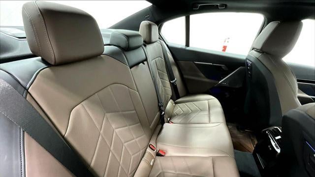 2026 BMW 5 Series 530i