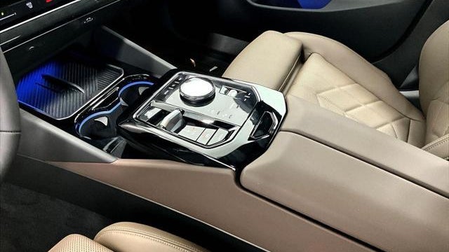 2026 BMW 5 Series 530i