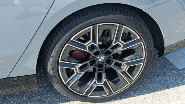 2026 BMW 5 Series 530i