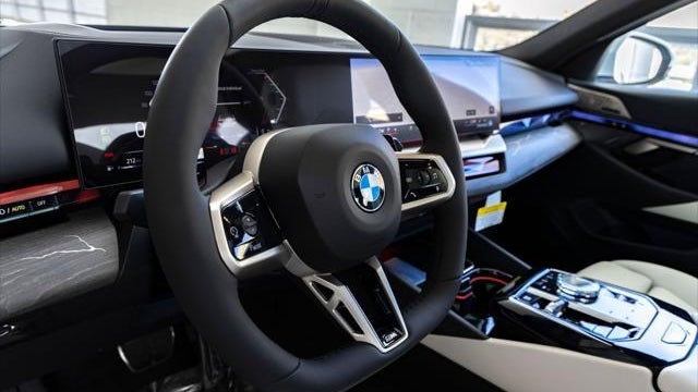 2027 BMW 5 Series 530i
