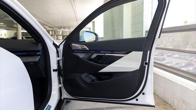 2027 BMW 5 Series 530i
