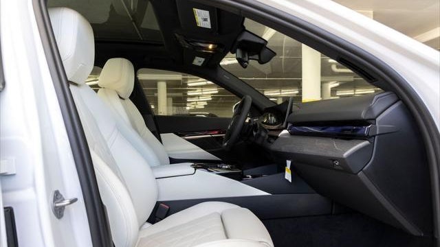 2027 BMW 5 Series 530i