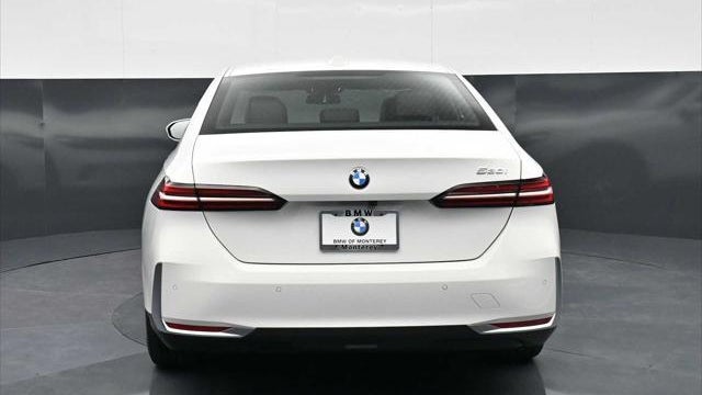 2026 BMW 5 Series 530i