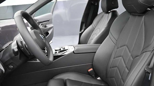 2026 BMW 5 Series 530i