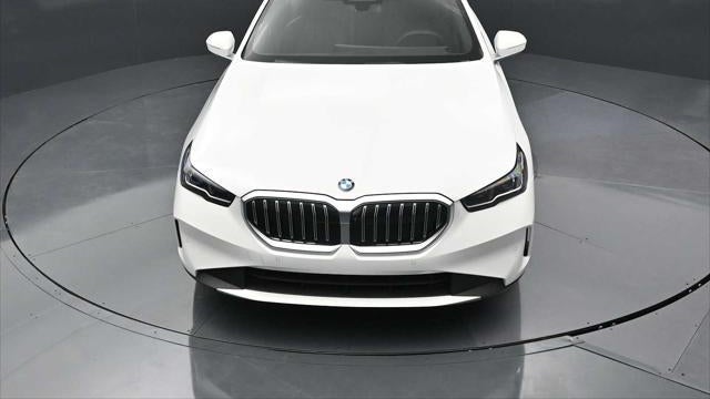 2026 BMW 5 Series 530i